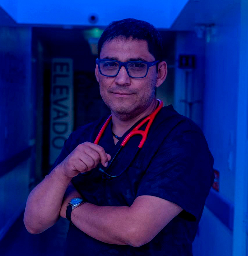 Foto profesional del Dr. Peña